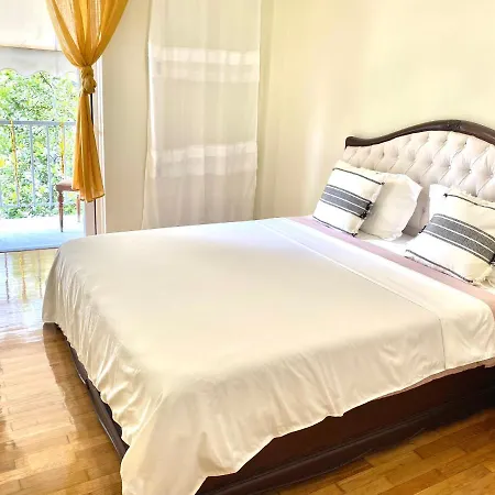 Quiet Near Subway And Acropolis 2 Bedrooms Apt Athén